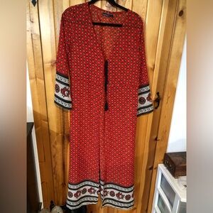 Boohoo Red Floral kimono with Black and White Details